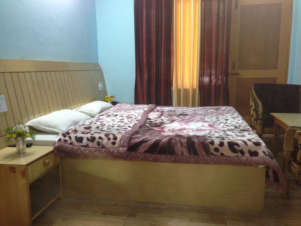 Hotel Ridge View Manāli Εξωτερικό φωτογραφία