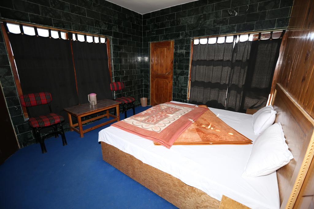 Hotel Ridge View Manāli Δωμάτιο φωτογραφία
