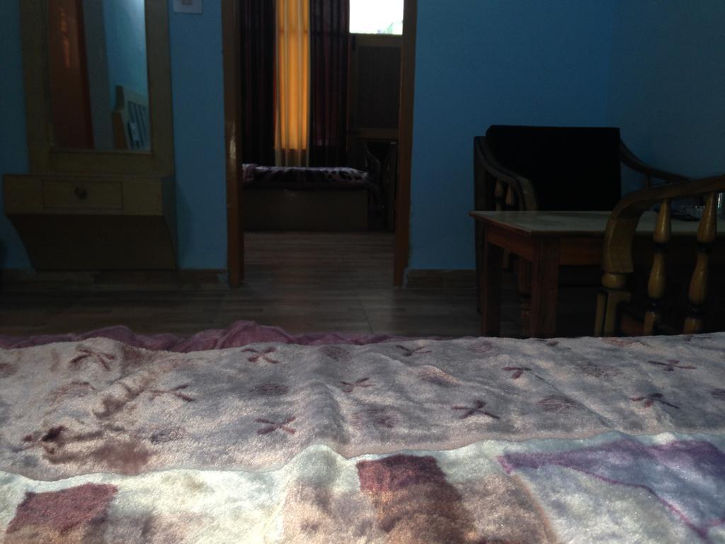 Hotel Ridge View Manāli Δωμάτιο φωτογραφία