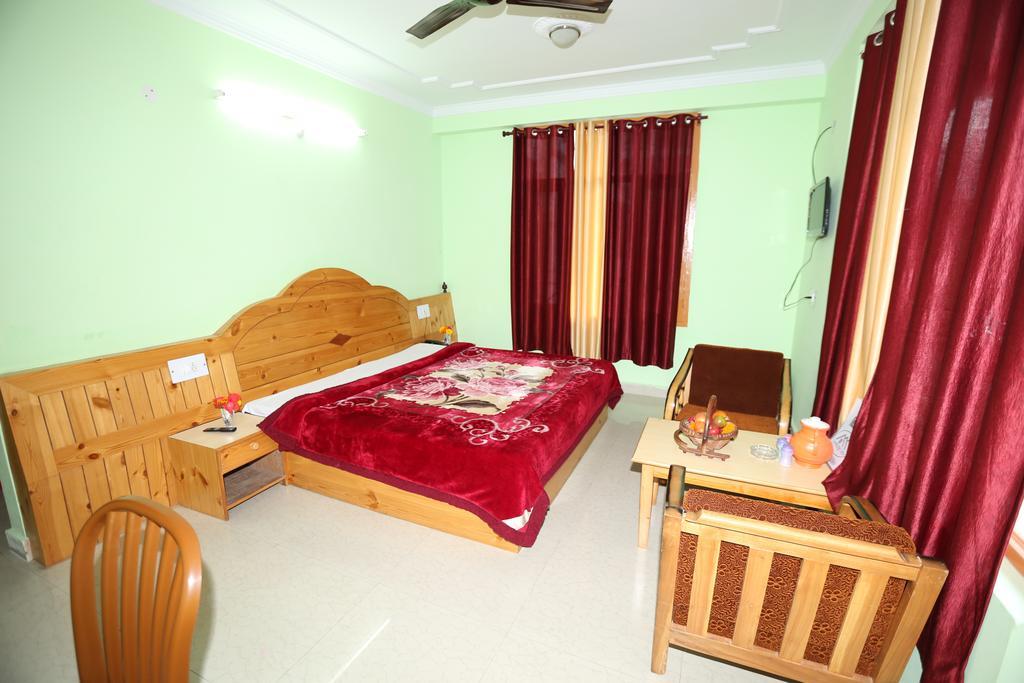Hotel Ridge View Manāli Δωμάτιο φωτογραφία